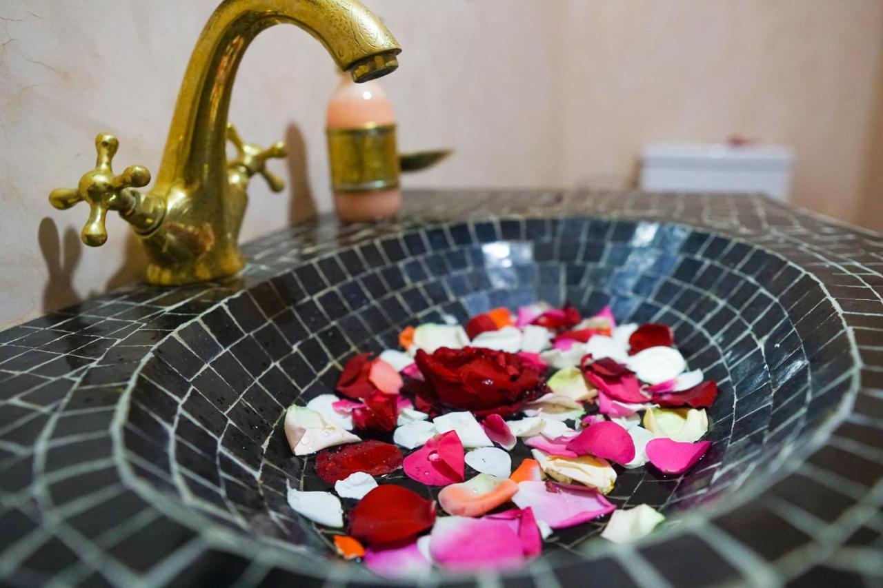 Winarouze House Hotel Marrakesh Bagian luar foto