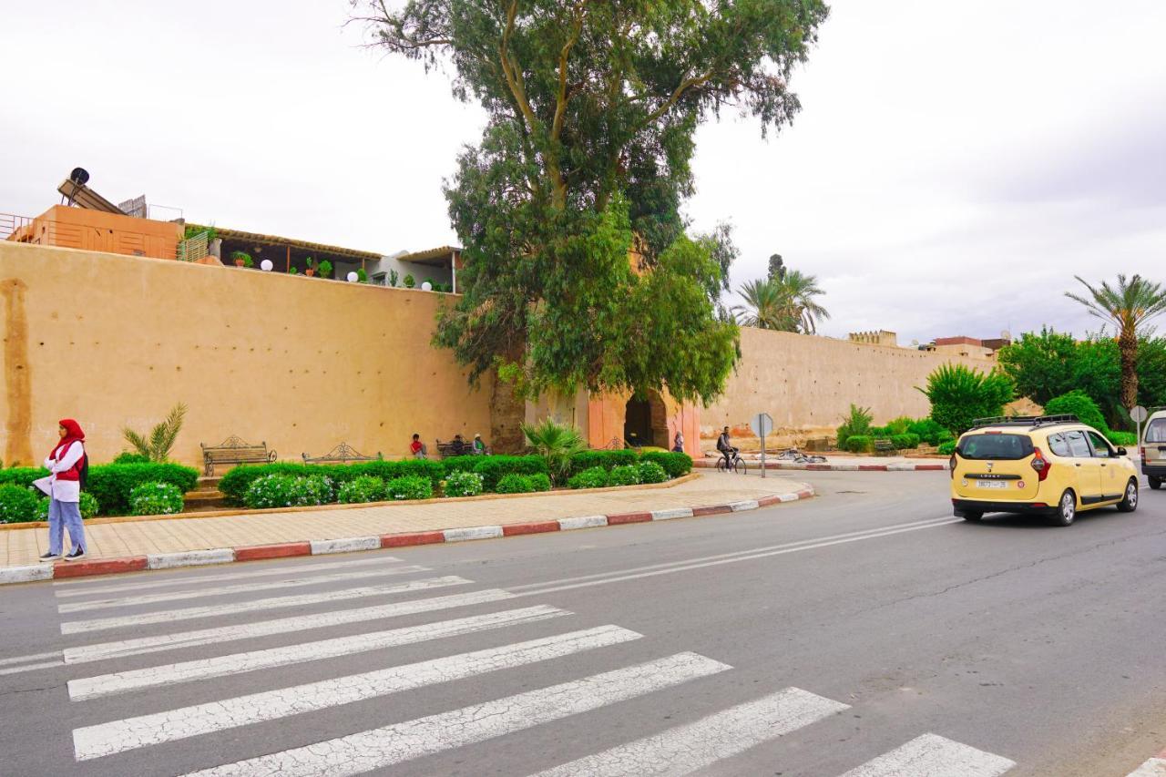 Winarouze House Hotel Marrakesh Bagian luar foto